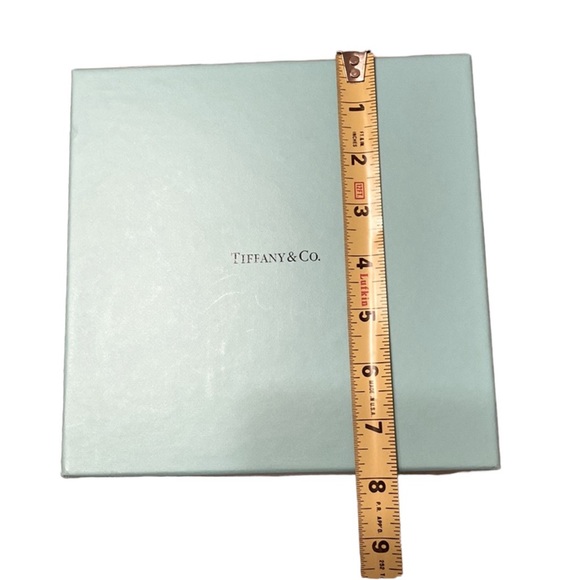 TIFFANY & Co. Box - No content - Box only - Picture 4 of 9